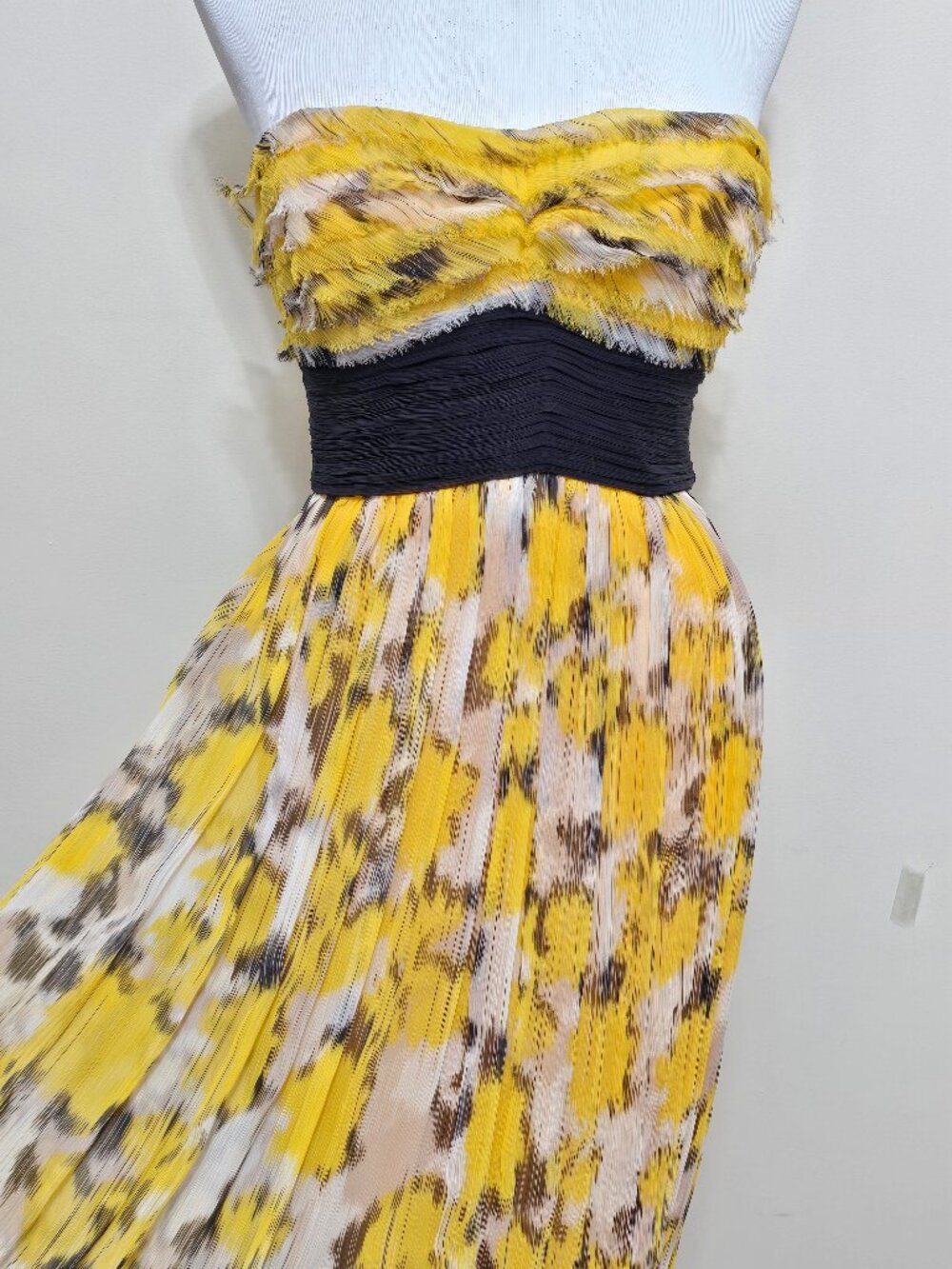 BCBG MaxAzria 100% Silk Strapless Maxi Dress Sz 4 Flowy Fairy Empire Waist Y2K - Picture 3 of 12